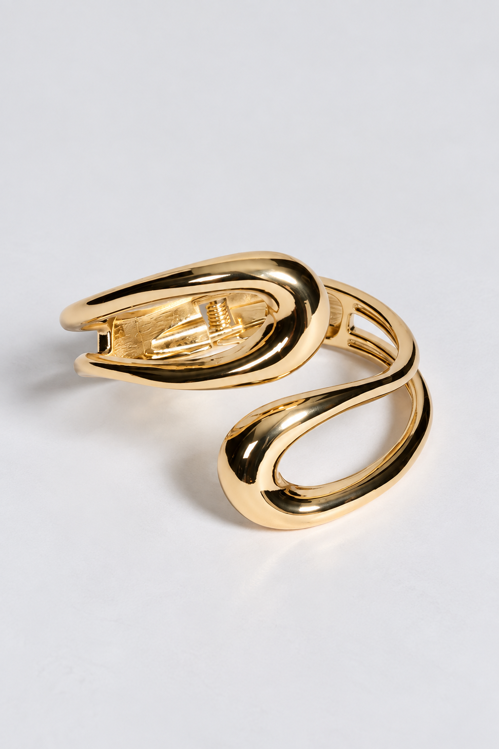 Aurelia Sculpted Cuff