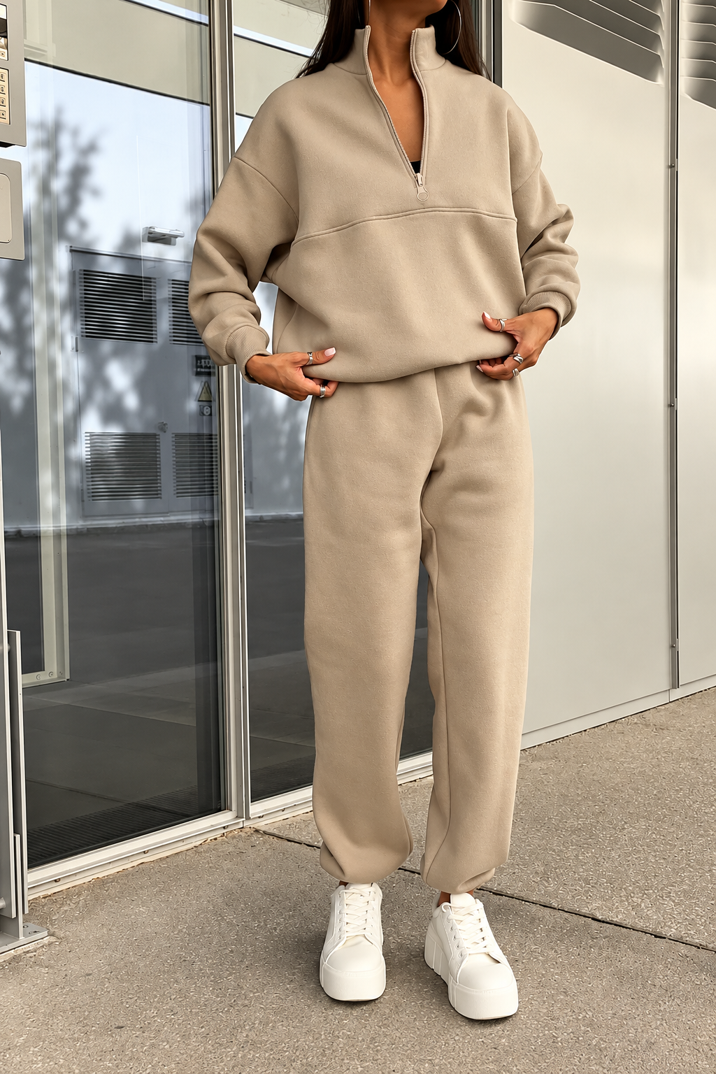 Relaxed Sweatshirt and Straight-Leg Pants Set