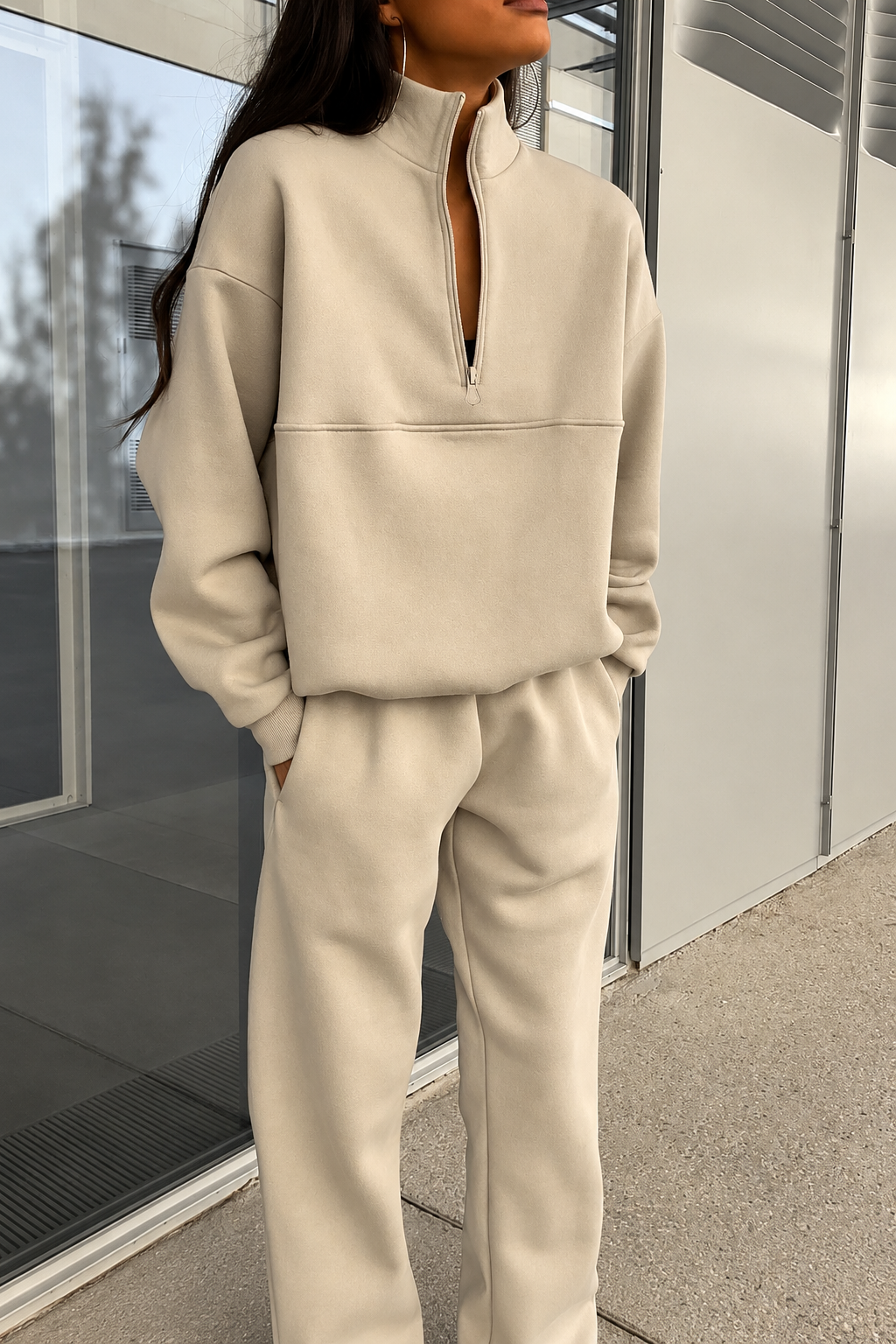 Relaxed Sweatshirt and Straight-Leg Pants Set